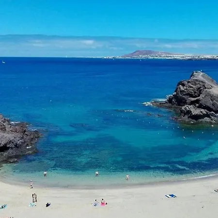 Romance And Moonlight -ideal For Couples, Hot Tub, Pool, Lanzarote Playa Blanca (Lanzarote)