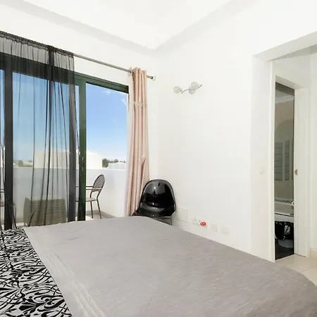 Romance And Moonlight -ideal For Couples, Hot Tub, Pool, Lanzarote Playa Blanca (Lanzarote)